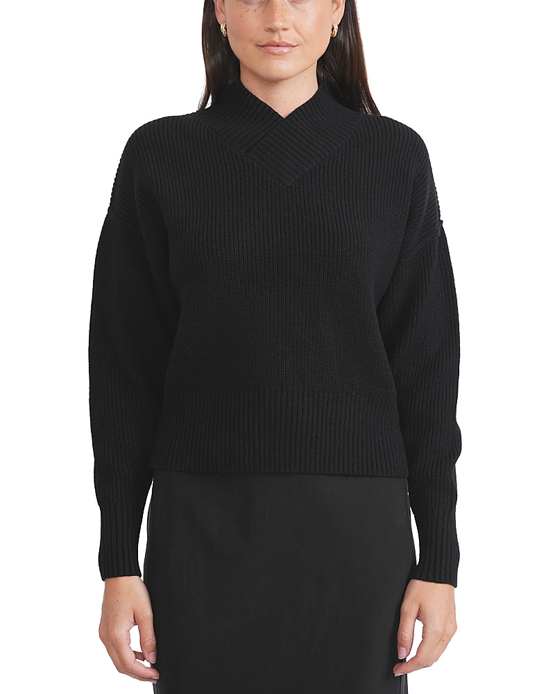 Point Chunky Knit Sweater In Black