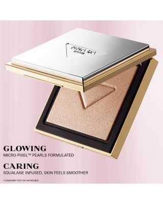 Light Glowing Highlighter Powder
