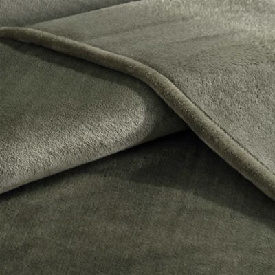 Core Plush Solid Bed Blanket, Queen