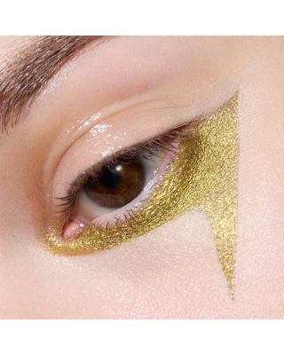 Metallic Eye Shadow