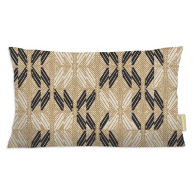 Pe&#39;a Lumbar Pillow Cover