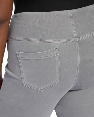 Pull-On Boyfriend Jeans in Mid Wash