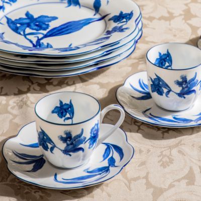 Casa das Orquideas Dinnerware Collection