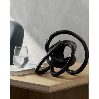  Zahira Decorative Sculpture