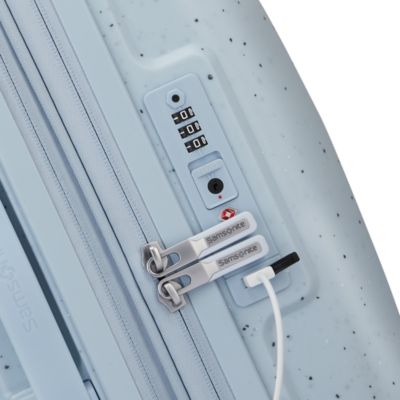 Outline Pro Carry-On Spinner Suitcase