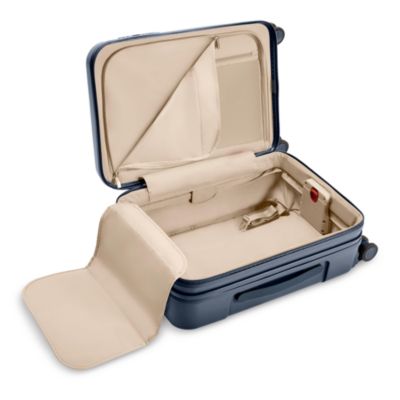 Essential Front Pocket Carry-On Expandable Spinner