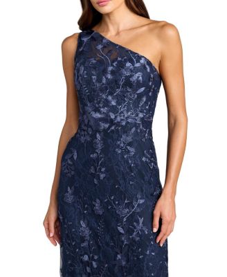  One Shoulder Lace Embroidered Gown