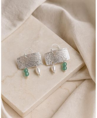  Vessel Earrings