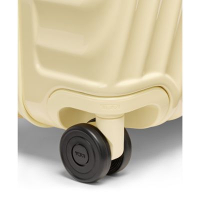 19 Degree Extended Trip Expandable 4-Wheel Packing Case