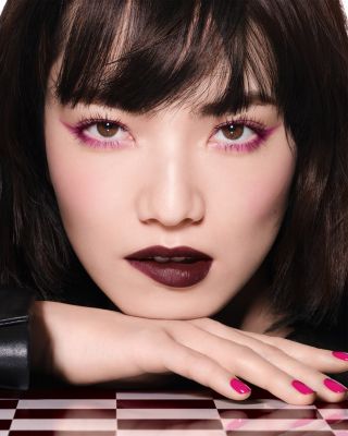 BAUME ESSENTIEL Multi Use Glow Stick - Cute