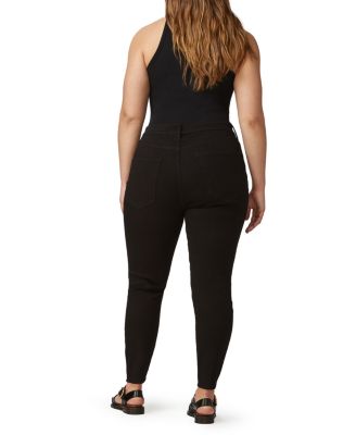  JFK Plus Mid Rise Skinny Jean in Black