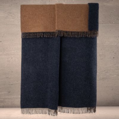 The Gentlemen's Collection Reversible Double Cloth Lambswool Throw