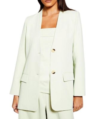 Runway Collarless Boxy Blazer