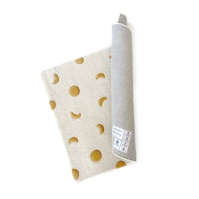  Rug Moons 3.9 x 5.9 ft