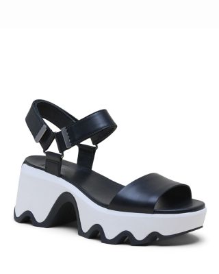 Women's KINETIC™ AURA Y Strap Platform Sandals