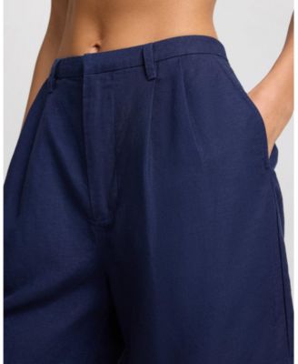  Air Linen Pleated Bermuda Short