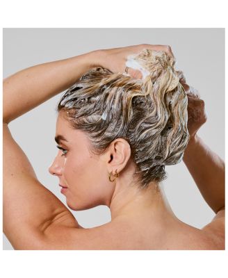 Bb. Hairdresser's Invisible Oil Shampoo 2 oz.