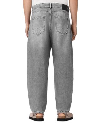 Regular Fit Curved Jeans in Washed Grey