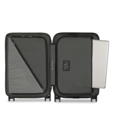 Airox Advanced Medium Spinner Suitcase