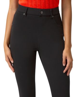 High Rise Ultra Soft Denim Capri Leggings in Medium Wash