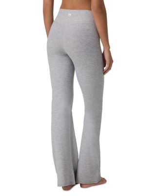 Elevation Rhythm Flare Leggings