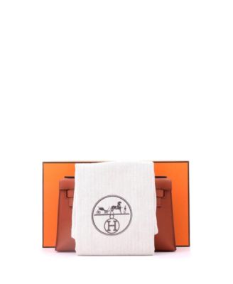 Kelly Pochette Swift