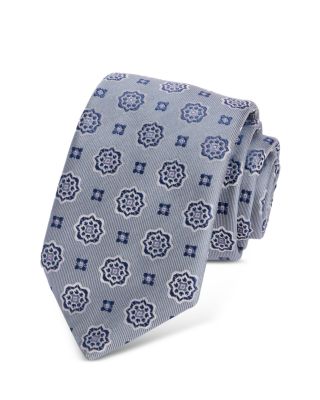 Classic Medallion Tie