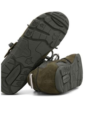  Women's Adored Sneakers