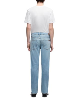 32" Straight Fit Jeans in Mariner
