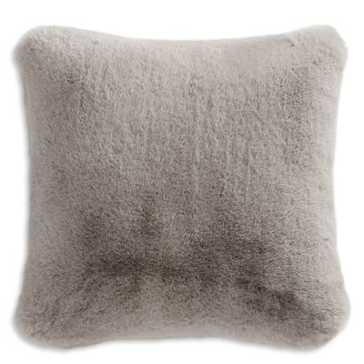 Faux Fur Throw Pillow, 20" x 20"