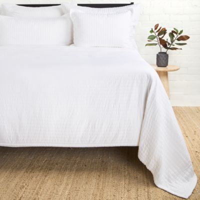 Carlyle Bedding Collection