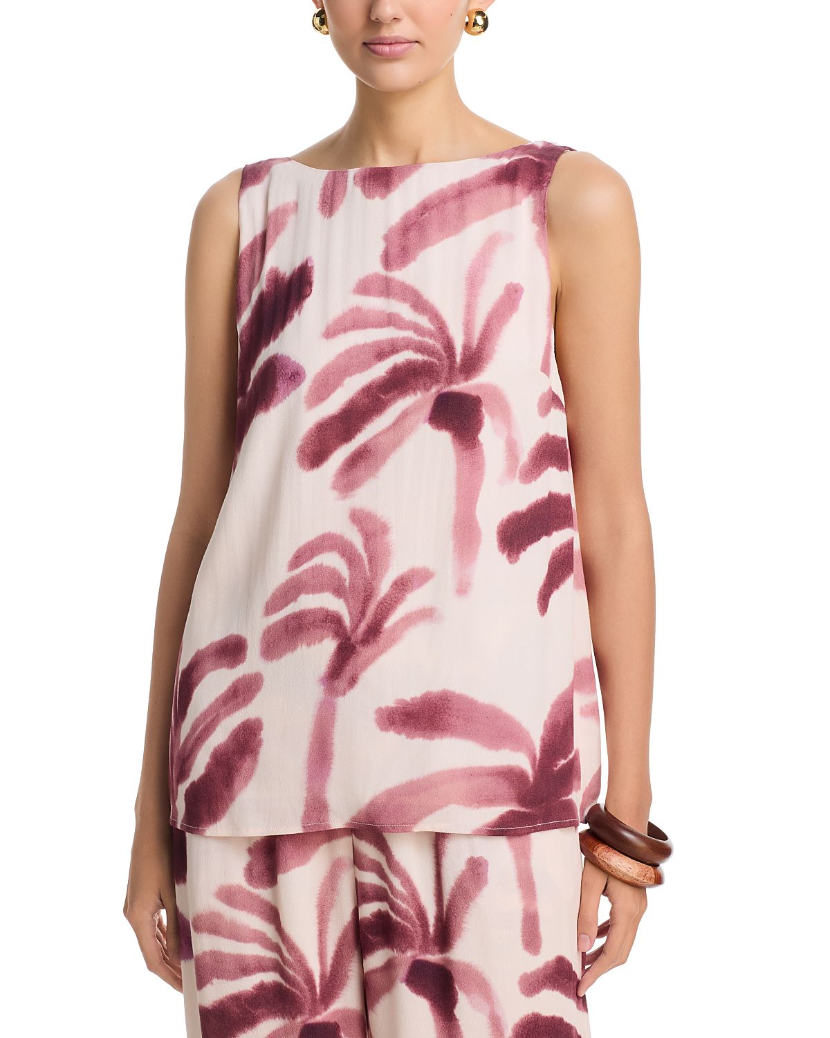 a. ren Isle Top