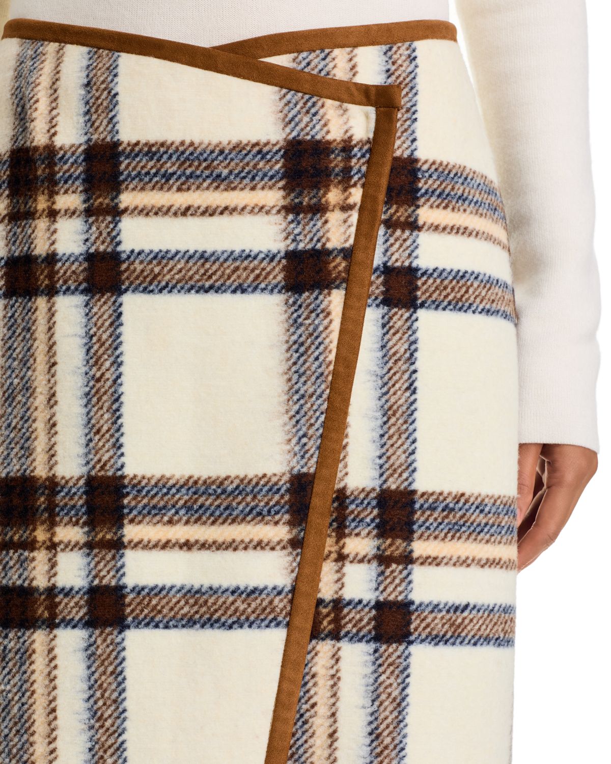 Leia Printed Wrap Skirt thumbnail 5