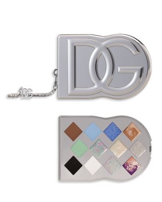 Eye Dare You! Beyond Multi-finish Eyeshadow & Highlighter Palette