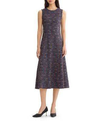 Sleeveless A-Line Ribbon Knit Maxi Dress