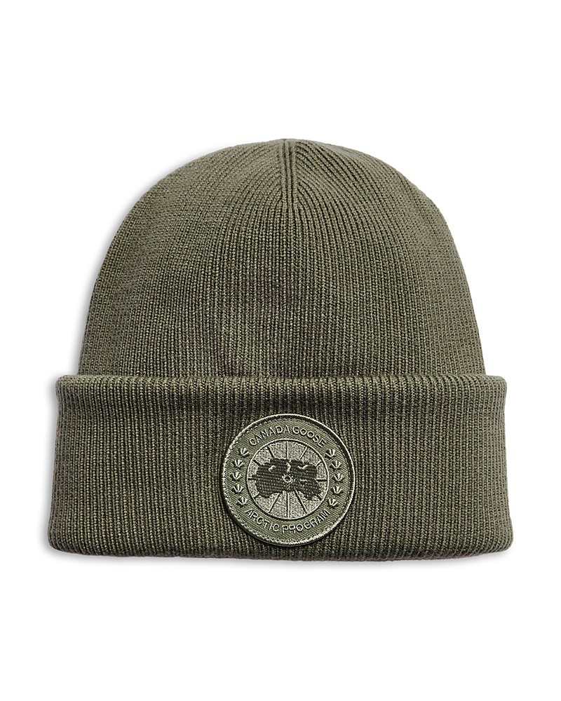 Canada Goose Arctic Disc Merino Wool Logo Patch Ribbed Toque In Green