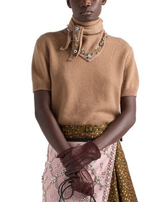  Short Sleeved Cashmere Sweater with Scarf