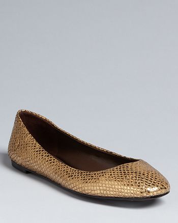 Vera Wang Ballet Flats - Lara Bloomingdale's