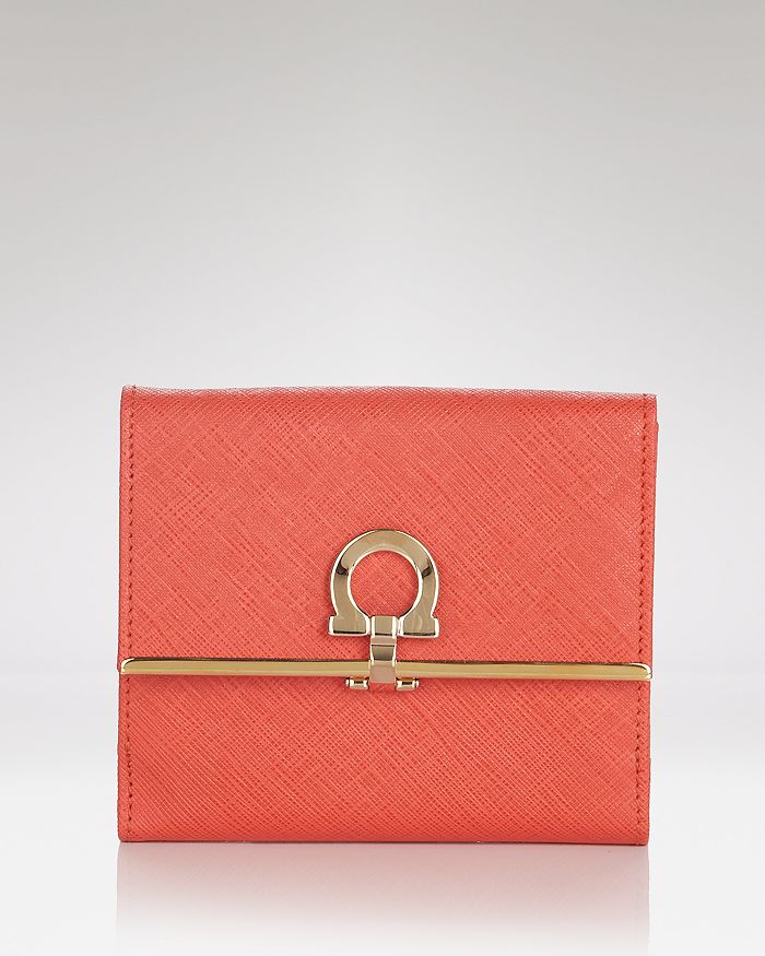 Ferragamo wallet bloomingdales store