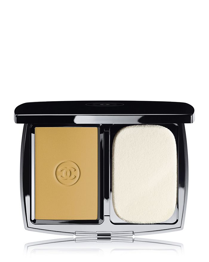 CHANEL DOUBLE PERFECTION LUMIERE Long-Wear Flawless Sunscreen
