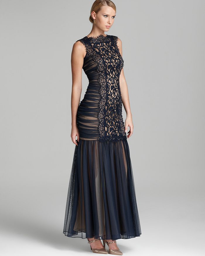 Tadashi shoji 2024 cocktail dresses bloomingdales