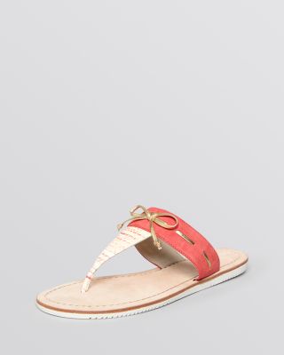 tahari flat sandals