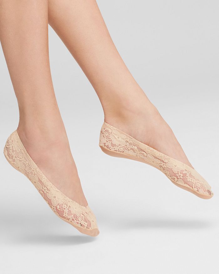 Shop Hue Lace Perfect Edge Liner Socks In Cream