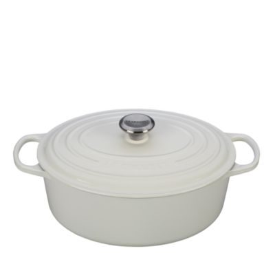 6.75-Quart Signature Oval Dutch Oven
