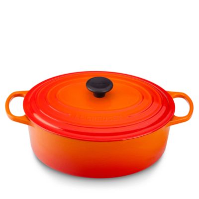 6.75-Quart Signature Oval Dutch Oven
