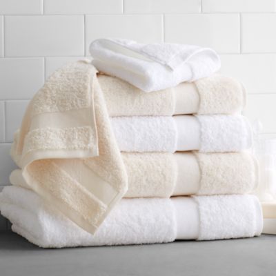 Lotus Bath Collection