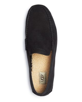 UGG® Men display picture 2