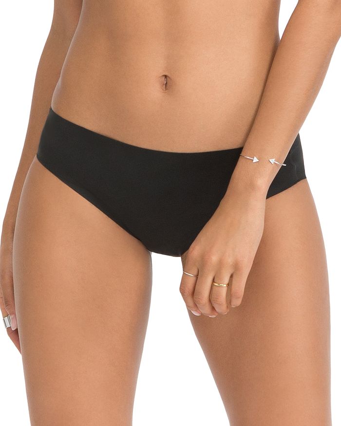 SPANX Undie-tectable® Thong : : Clothing, Shoes & Accessories