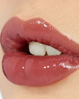 Lip Lustre Luxe Color-Lasting Lip Lacquer