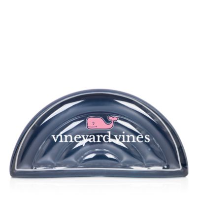 vineyard vines pool float